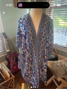 Max Studio Blue Floral Kimono Tunic